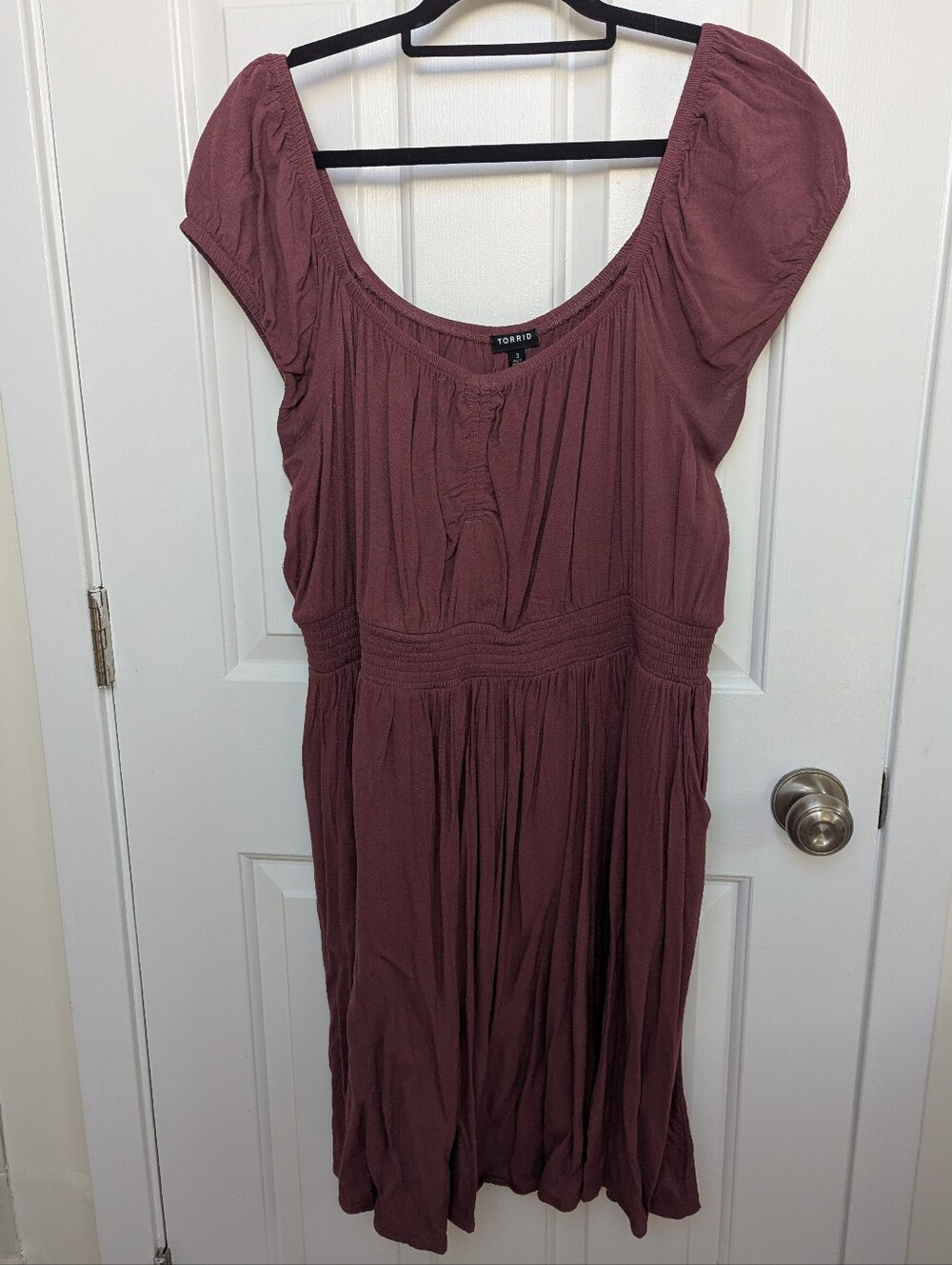 Torrid dusty mauve scoop-neck midi dress - Size 3